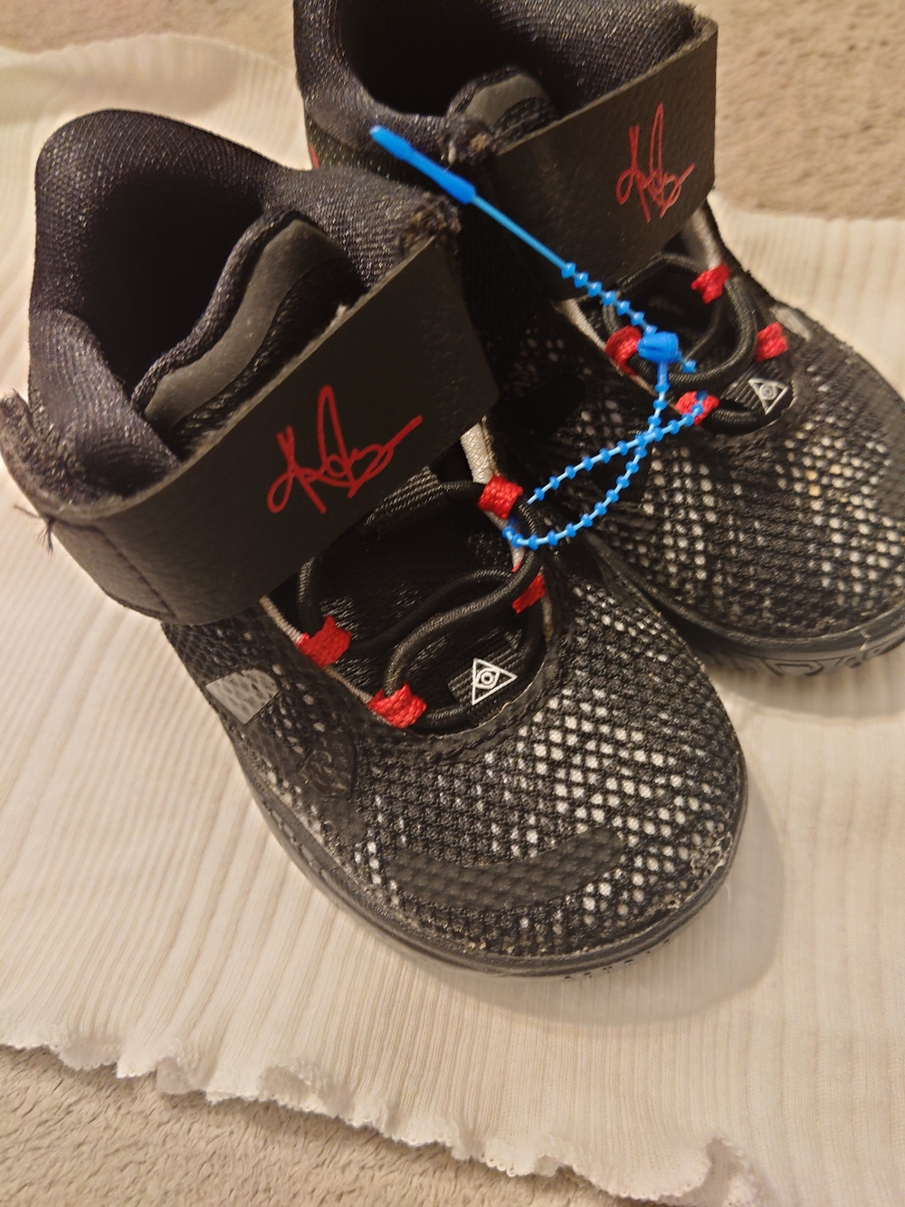 Nike Kyrie 7 4C